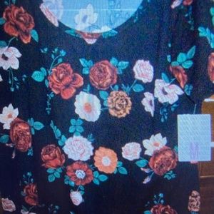 Lularoe classic t med new with tag. Floral print